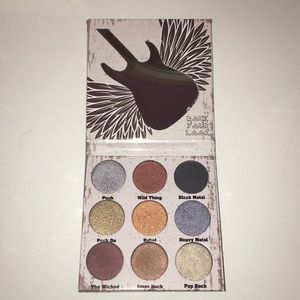 glam metals crown eyeshadow palette